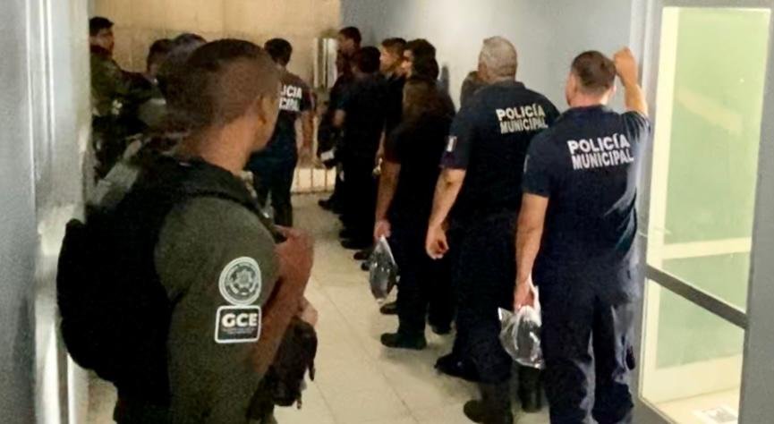 GUARDIA CIVIL DETECTA 14 POLICÍAS «PIRATAS», LOS PONE A RESGUARDO DE AUTORIDADES