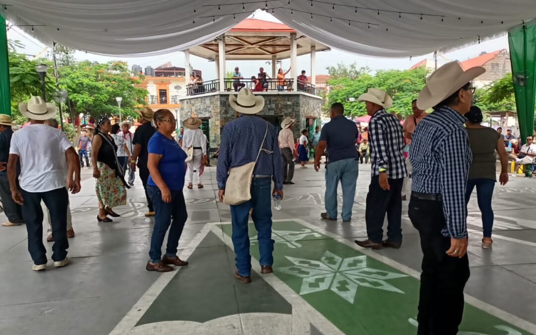CON APOYO DEL GOBIERNO ESTATAL, UN ÉXITO MARATÓN DEL HUAPANGO EN XILITLA