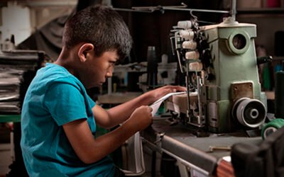 SALUD BRINDA APOYO CONTRA EL MALTRATO INFANTIL