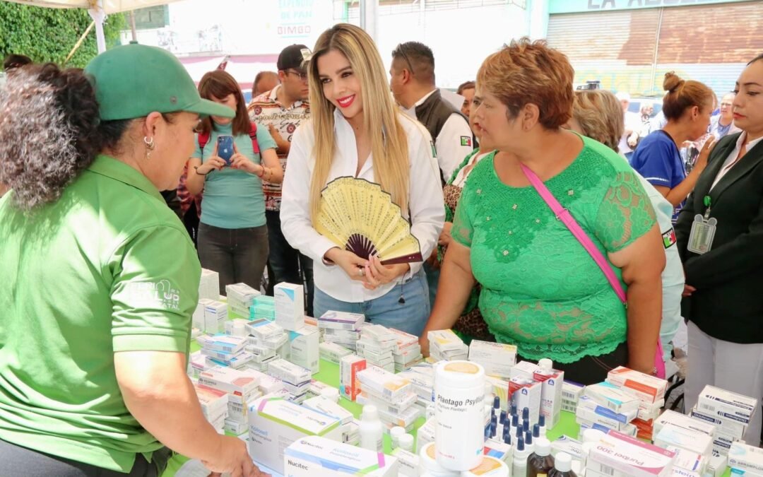 GOBIERNO ESTATAL LLEVA FERIA DE LA SALUD AL MERCADO REPÚBLICA