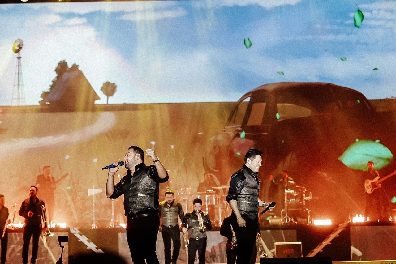BANDA MS CELEBRÓ EN LA FENAPO SUS 20 AÑOS DE CARRERA MUSICAL