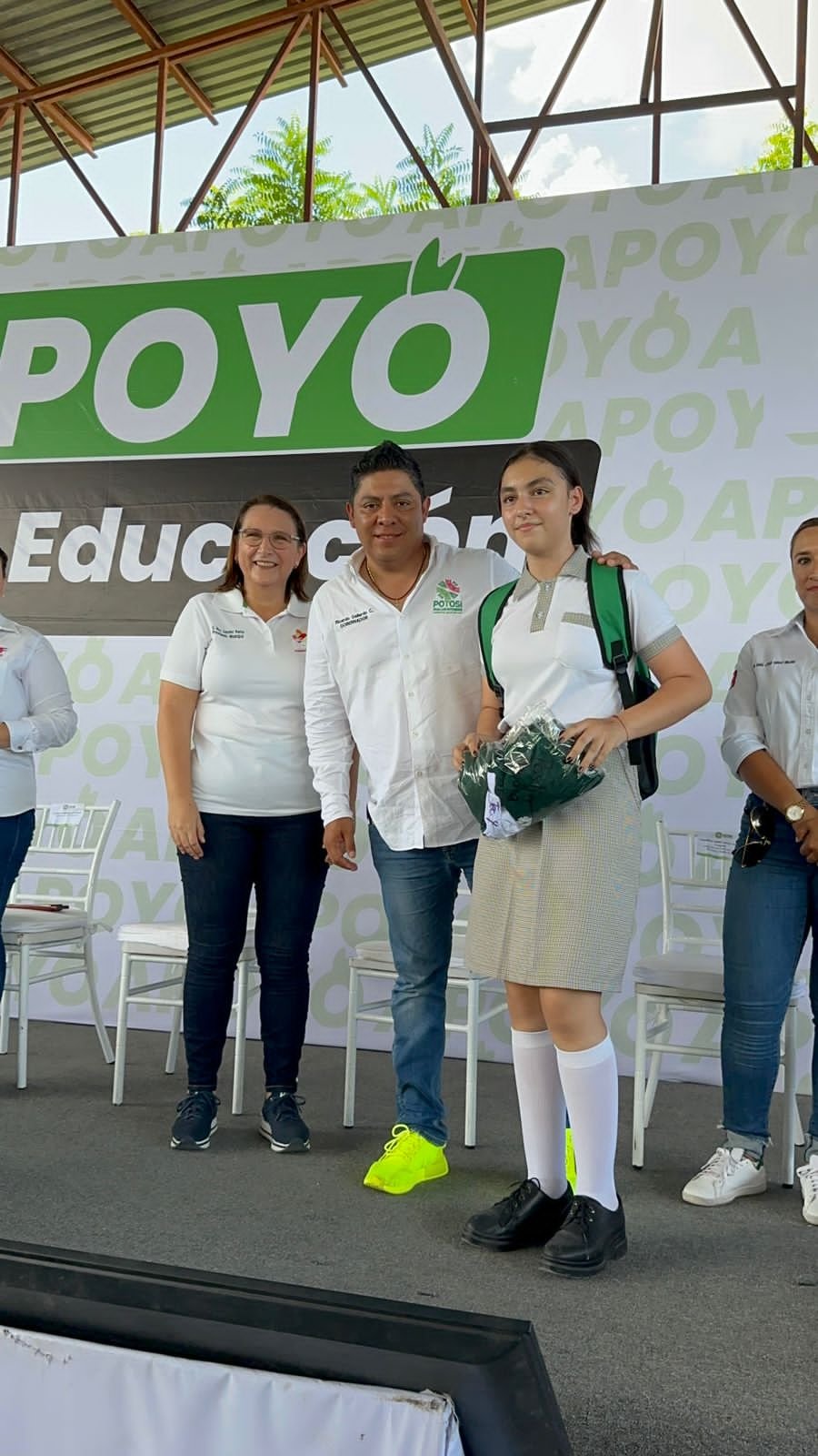 ESTE LUNES REGRESARÁN MÁS DE 560 MIL ESTUDIANTES, ANUNCIA RICARDO GALLARDO 