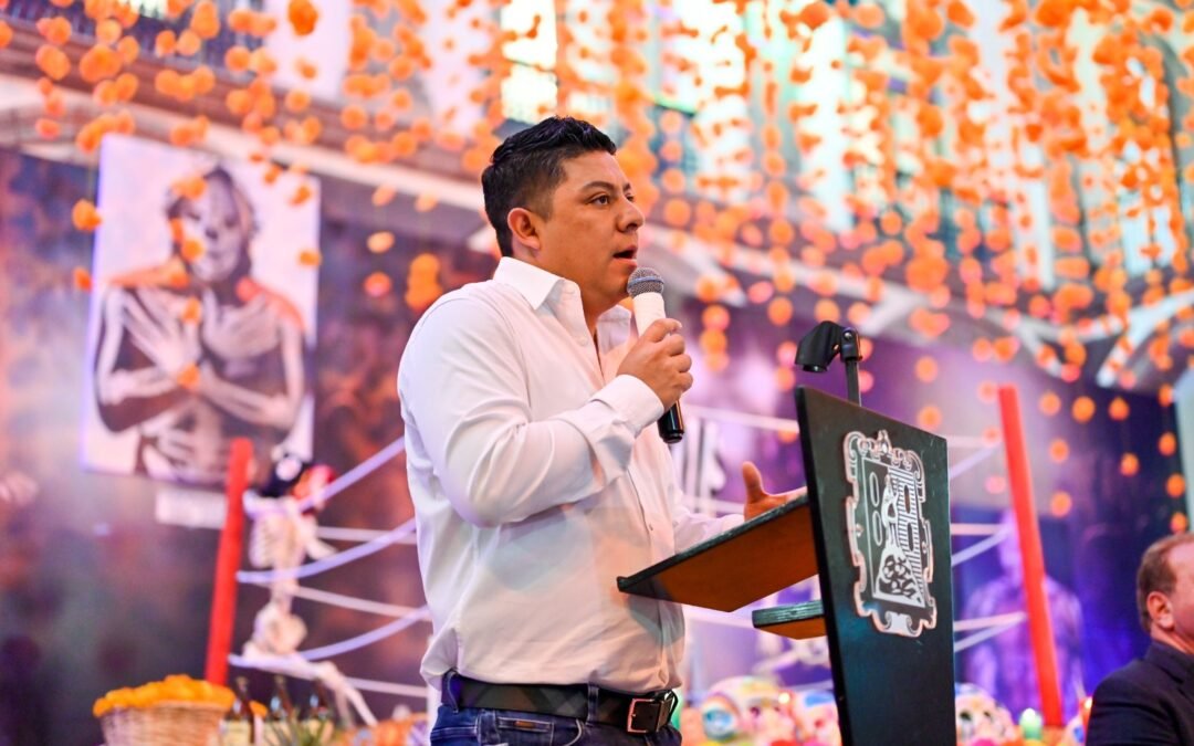RICARDO GALLARDO INAUGURA ALTAR MONUMENTAL EN PALACIO DE GOBIERNO