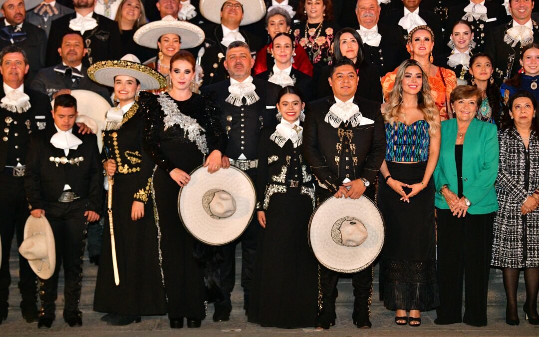 RECONOCEN CHARROS A RICARDO GALLARDO POR APOYO AL DEPORTE MÁS MEXICANO 