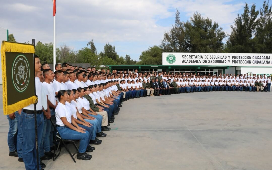 PAZ Y TRANQUILIDAD SE FORTALECEN CON NUEVOS POLICÍAS