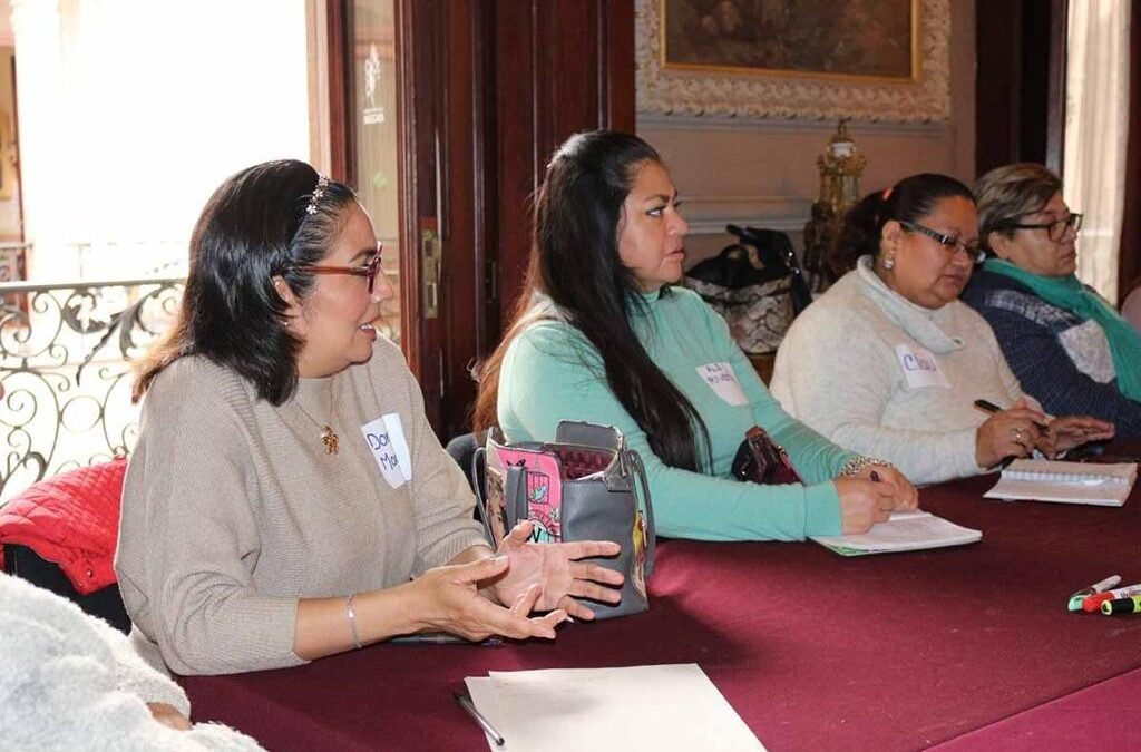 GOBIERNO CAPACITA A SERVIDORES PÚBLICOS EN PERSPECTIVA DE GÉNERO