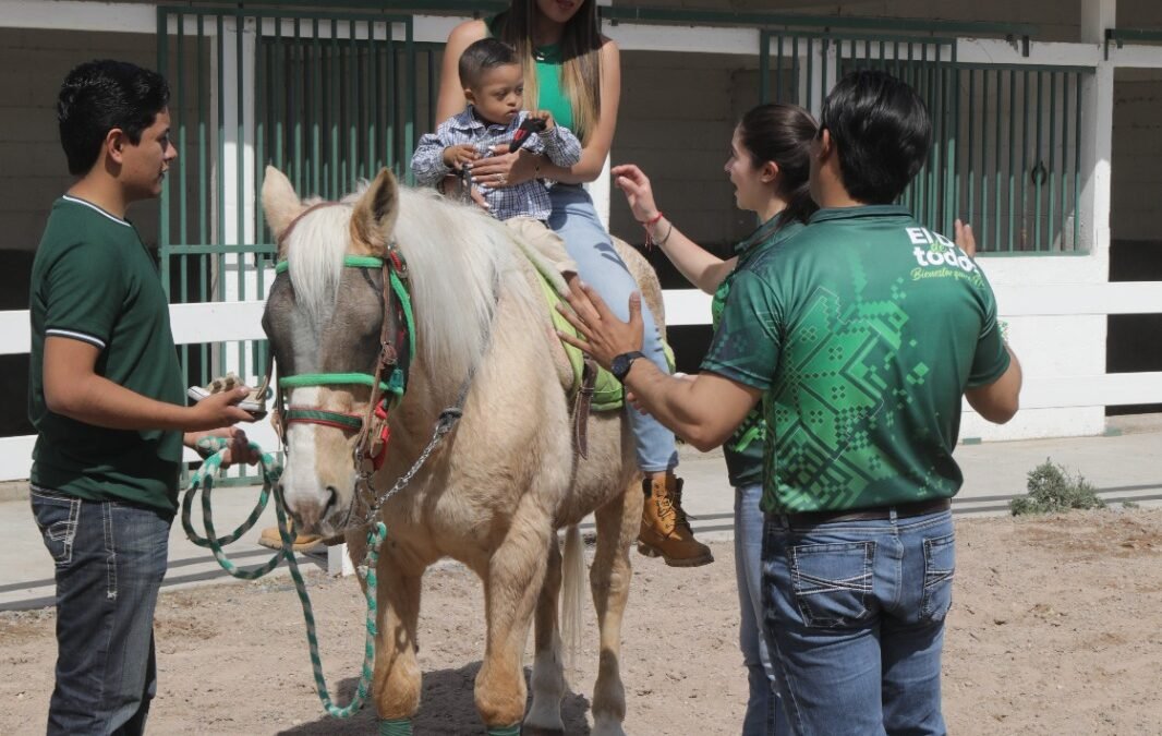 CENTRO DE EQUINOTERAPIA DEL DIF ESTATAL CUMPLE UN AÑO DE APOYO A LAS Y LOS POTOSINOS