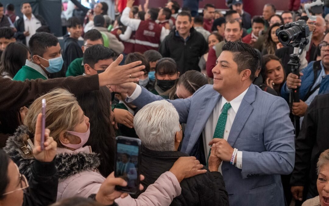 GOBIERNO ESTATAL ATIENDE CRISIS DE AGUA EN APOYO A LAS FAMILIAS 