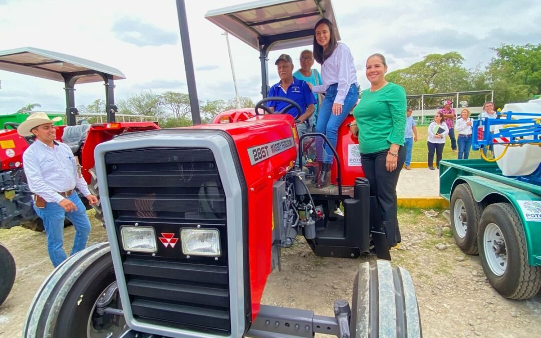 MÁS APOYO A PRODUCTORES POTOSINOS CON TRACTORES Y HERRAMIENTAS