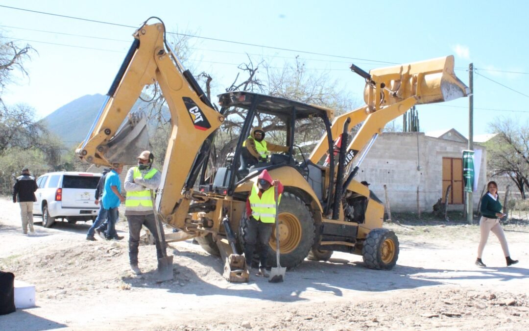 FAMILIAS DE COMUNIDAD EN GUADALCÁZAR TENDRÁN NUEVO CAMINO 