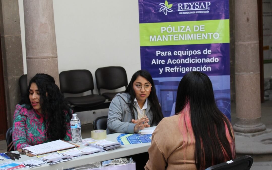 GOBIERNO CAPACITA A BUSCADORES DE EMPLEO