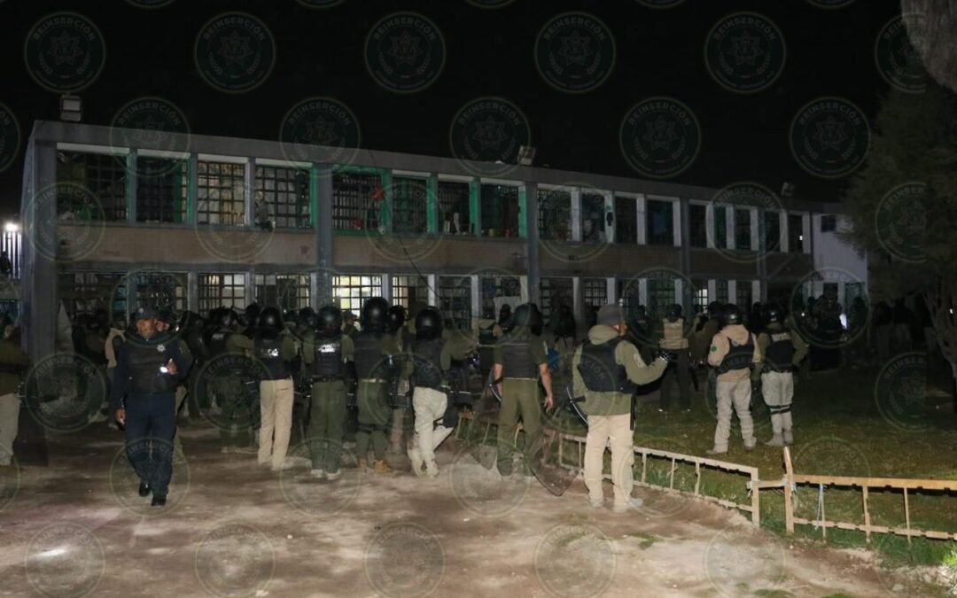 SE EFECTÚA TRASLADO DE PERSONAS PRIVADAS DEL PENAL DE LA PILA  
