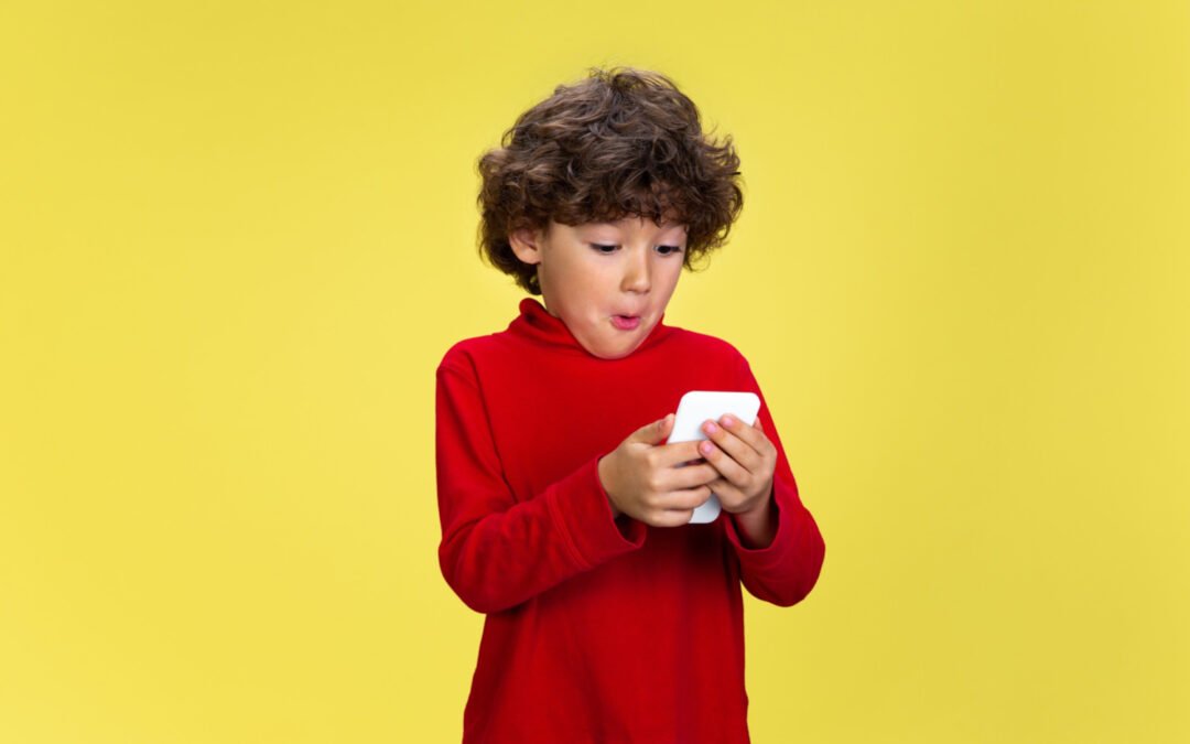 EMITE SALUD RECOMENDACIONES EN EL MANEJO Y USO DE PANTALLAS EN NIÑAS Y NIÑOS