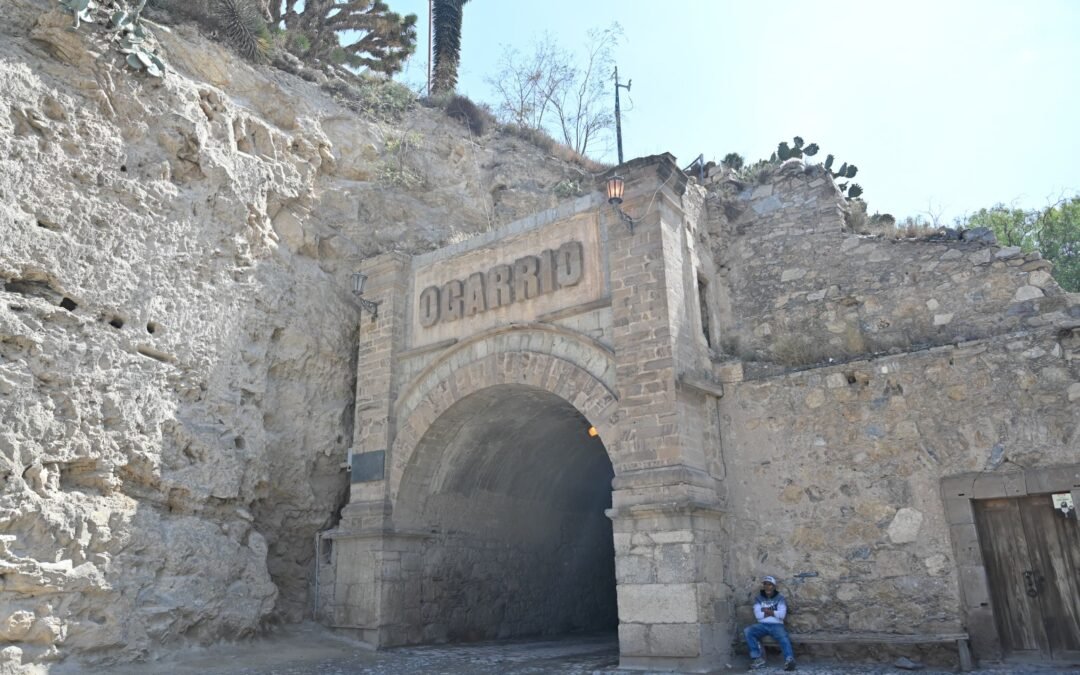 EJECUTIVO ESTATAL RENUEVA ACCESO A REAL DE CATORCE