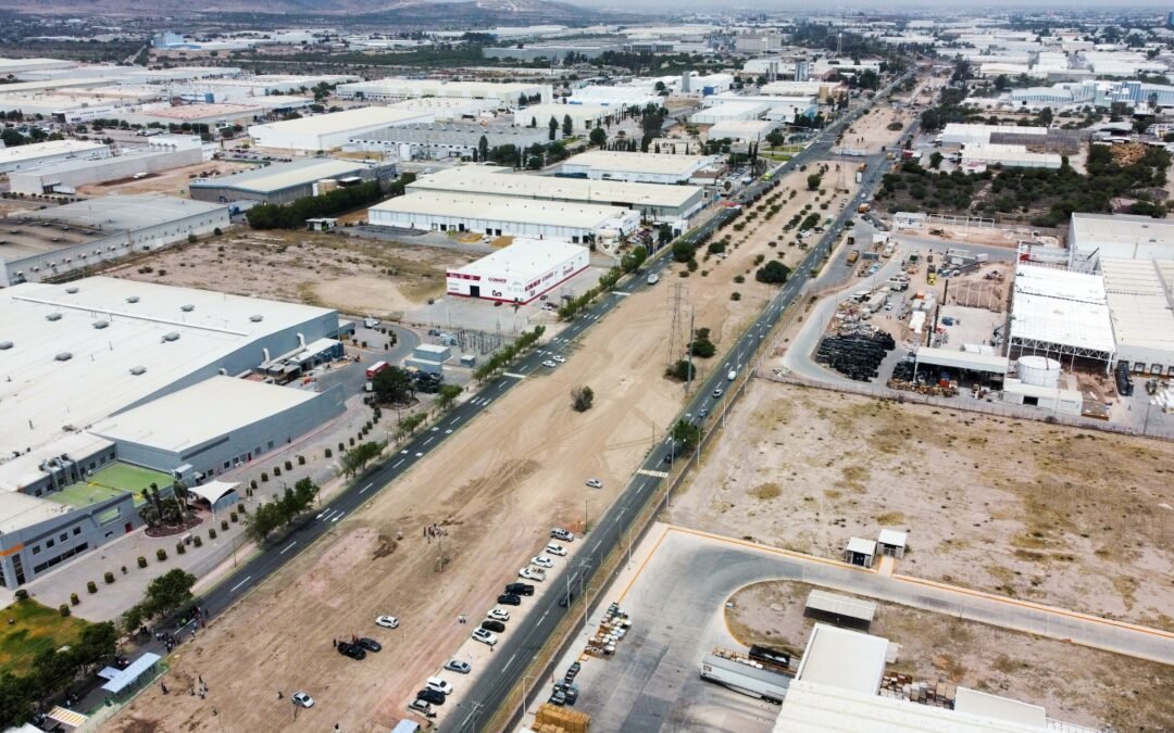 GOBIERNO ESTATAL ENTREGA AVENIDA CFE