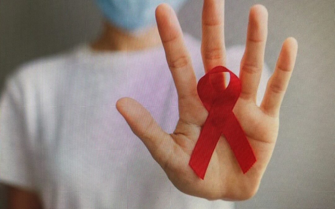 UNA  DE CADA DIEZ  MIL PERSONAS NACE CON HEMOFILIA