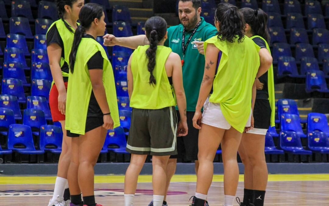 REALIZAN CAMPO DE PRUEBAS DEL EQUIPO FEMENIL DE BASQUETBOL