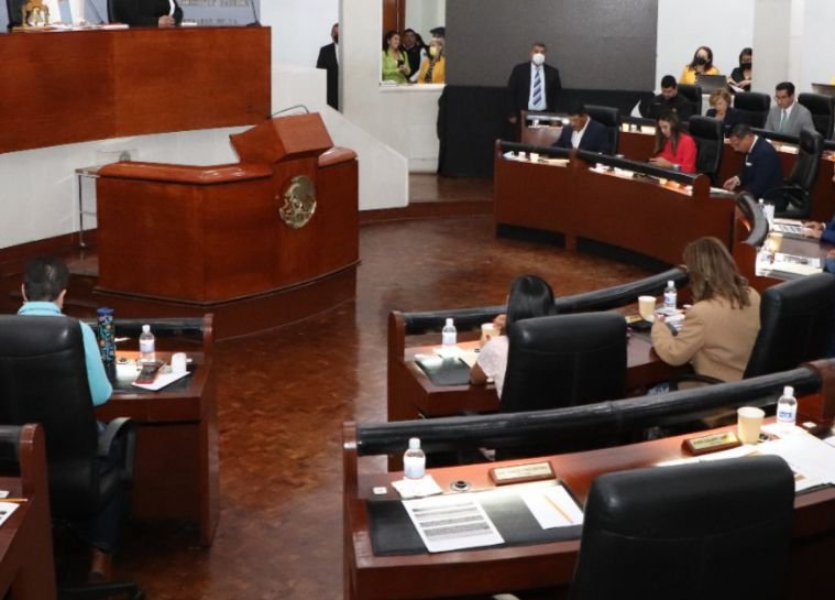 INICIATIVA DEL EJECUTIVO SANEARÁ FONDO DE PENSIONES