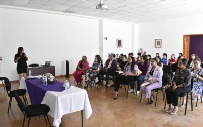AVANZA PROFESIONALIZACIÓN AL PERSONAL DE ATENCIÓN A MUJERES