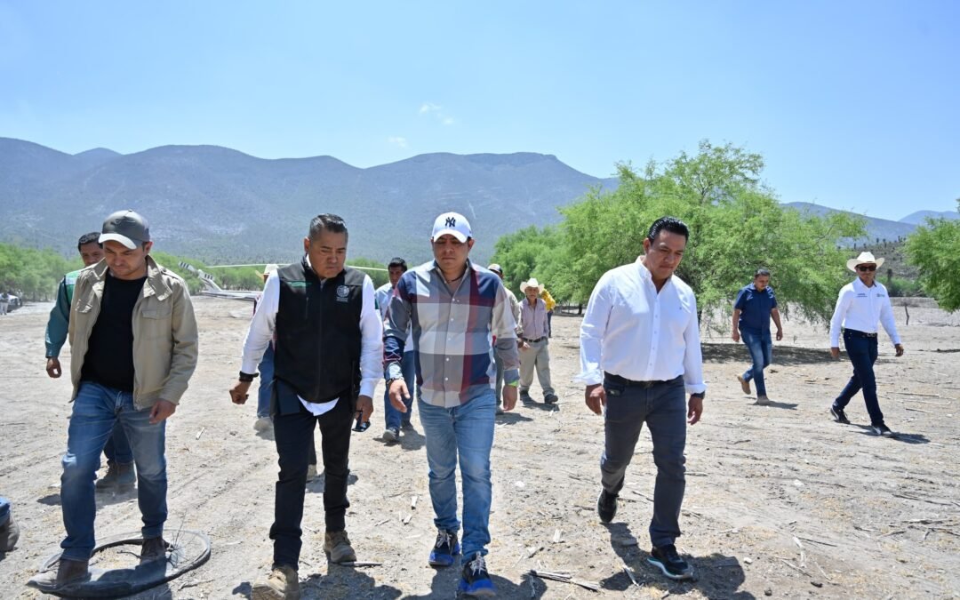 GOBERNADOR SUPERVISA INCENDIO EN LA PEÑA, MATEHUALA
