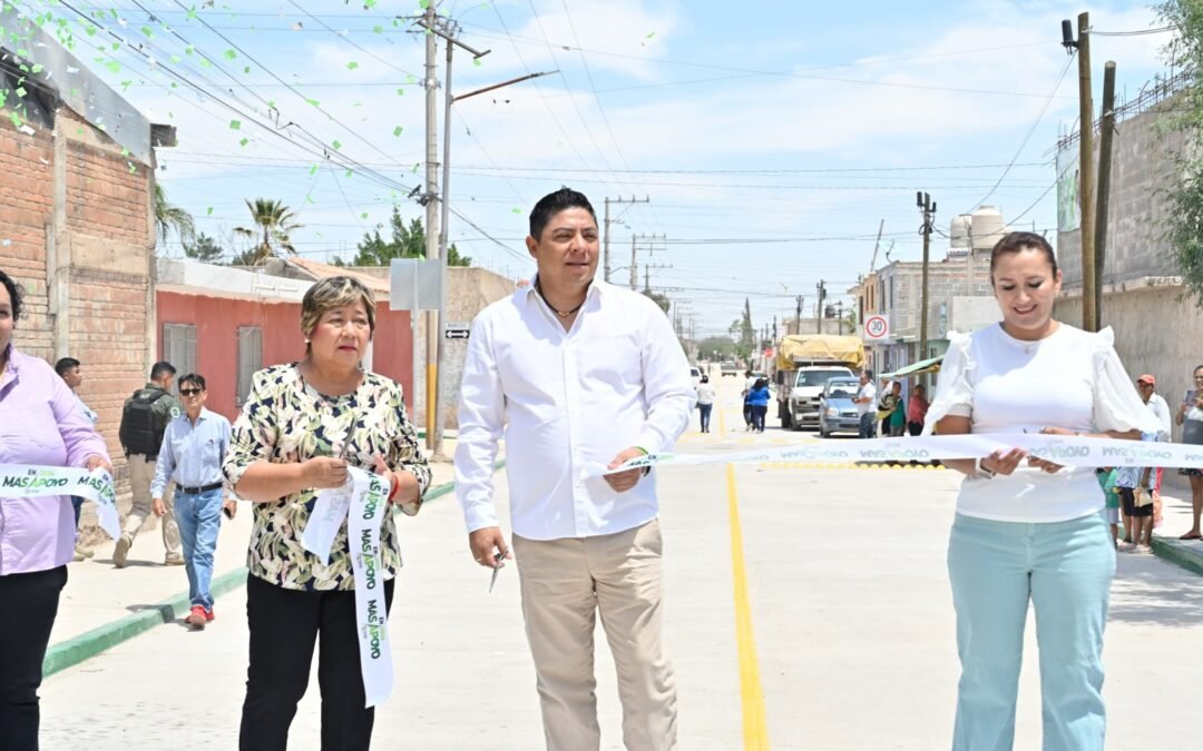 GOBIERNO ESTATAL INAUGURA PAVIMENTACIÓN DE CALLES EN LAS FLORES