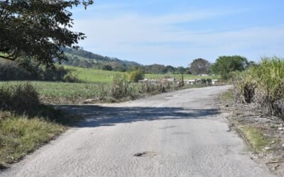 GOBIERNO ESTATAL REHABILITARÁ CAMINOS DE IMPACTO TURÍSTICO EN TAMASOPO