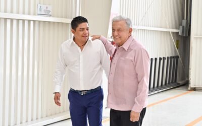 LÓPEZ OBRADOR Y RICARDO GALLARDO EVALÚAN AVANCE DEL IMSS-BIENESTAR EN SLP