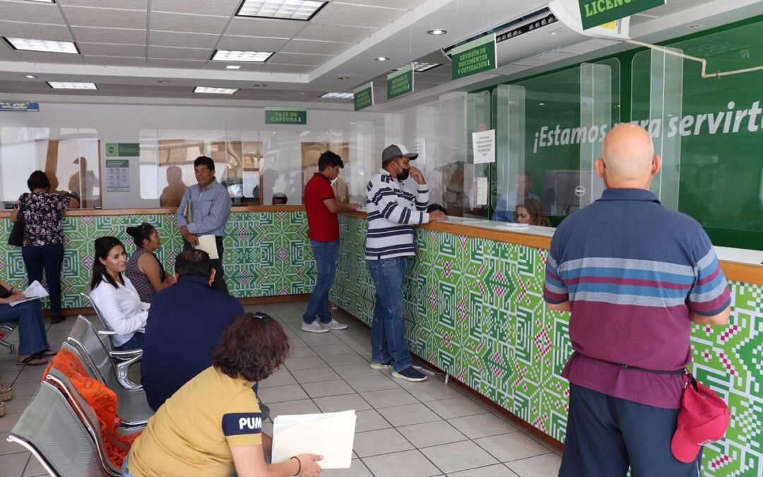 SAN LUIS POTOSÍ, ÚNICO EN EL PAÍS CON PLACAS Y LICENCIAS GRATUITAS Y PERMANENTES