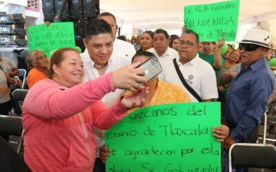 HABITANTES DEL BARRIO DE TLAXCALA RECONOCEN APOYO DEL GOBERNADOR