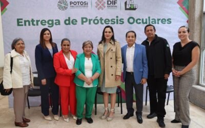 GOBIERNO ESTATAL ENTREGA PRÓTESIS OCULARES