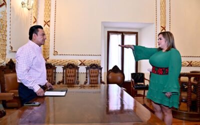 SECRETARIO GENERAL DE GOBIERNO TOMA PROTESTA A NUEVA SECRETARIA DE TURISMO 