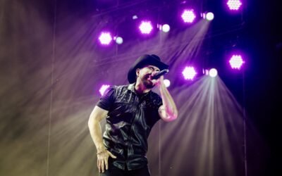 EL BEBETO CONQUISTÓ CORAZONES EN EL TEATRO DEL PUEBLO