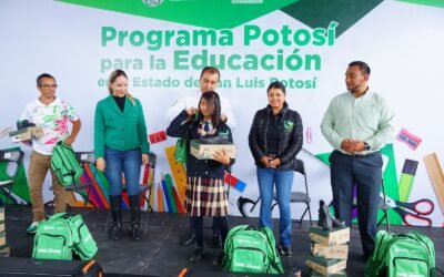 CON APOYOS ESCOLARES, GOBIERNO ESTATAL REDUCE ABANDONO ESCOLAR