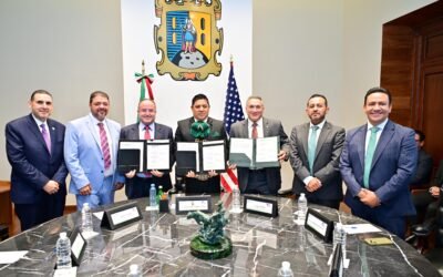RICARDO GALLARDO CARDONA Y AUTORIDADES DE MCALLEN FIRMAN CONVENIO