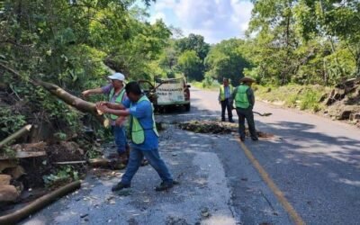 TRAS LLUVIAS, LIBERA GOBIERNO ESTATAL CAMINOS DE LA HUASTECA