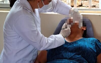 EMITE SALUD RECOMENDACIONES PARA MANTENER UNA BUENA SALUD BUCAL A LO LARGO DE LA VIDA.