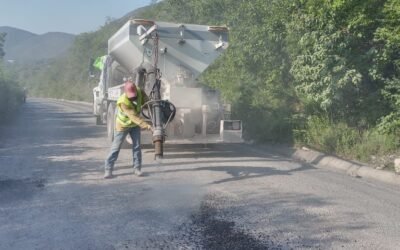 GOBIERNO ESTATAL INICIA CONSERVACIÓN DEL EJE RAYÓN- LAGUNILLAS
