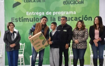 EN SOLEDAD, RICARDO GALLARDO INICIA PROGRAMA DE ESTÍMULO A ESTUDIANTES