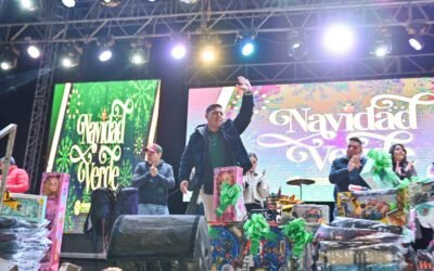 RICARDO GALLARDO LLEVA LA ALEGRÍA DE LA NAVIDAD A LAS FAMILIAS POTOSINAS
