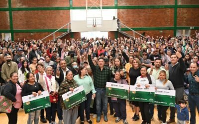 RICARDO GALLARDO ENTREGA APOYO A PERSONAS ADULTAS MAYORES Y MADRES SOLTERAS