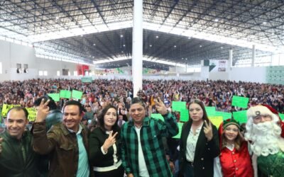 RICARDO GALLARDO RECONOCE LABOR DE TAXISTAS Y TRANSPORTISTAS POTOSINOS