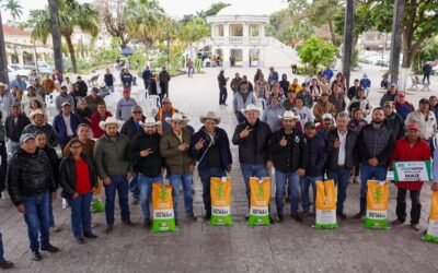 GOBIERNO DEL ESTADO ENTREGA SEMILLAS DE MAÍZ A PRODUCTORES
