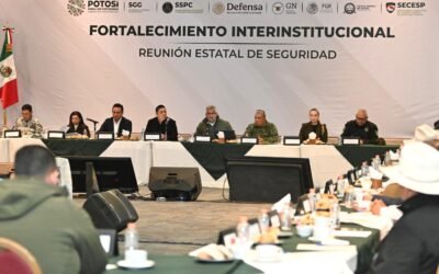 ENCABEZA RICARDO GALLARDO CARDONA REUNIÓN DE SEGURIDAD CON AYUNTAMIENTOS