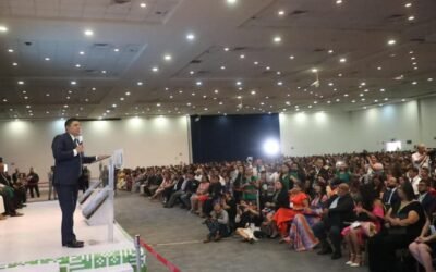 RICARDO GALLARDO MANTIENE COMPROMISO DE FEDERALIZAR A DOCENTES DE TELESECUNDARIAS