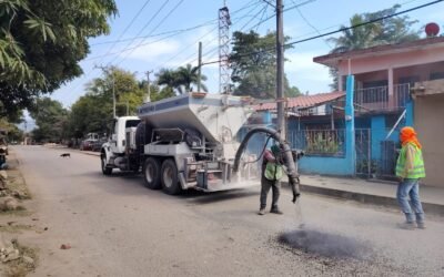 CONSERVA EJECUTIVO ESTATAL EL CAMINO TAMBACA-AGUA BUENA EN TAMASOPO