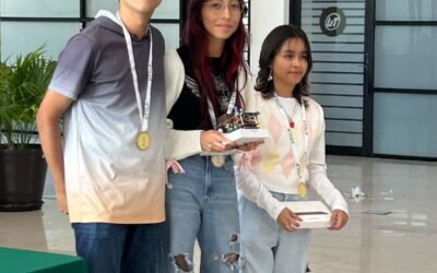 ESTUDIANTES DE LA POLITÉCNICA TRIUNFAN EN COMPETENCIA ROBÓTICA