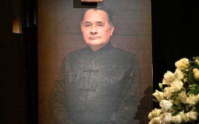 RINDEN HOMENAJE PÓSTUMO AL MAESTRO JOSÉ MIRAMONTES EN EL TEATRO DE LA PAZ