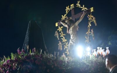 MPACTANTE Y MAJUESTUOSA PROCESIÓN DEL SILENCIO 2025