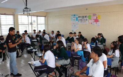 CAPACITAN A ESTUDIANTES SOBRE CIBERACOSO Y PREVENCIÓN