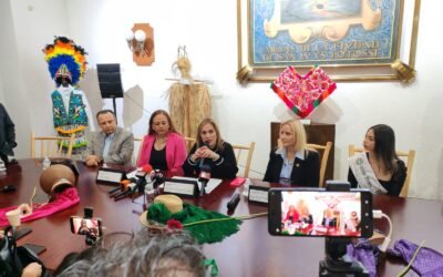PRESENTAN PROYECTO EMBAJADORAS FENAPO 2025